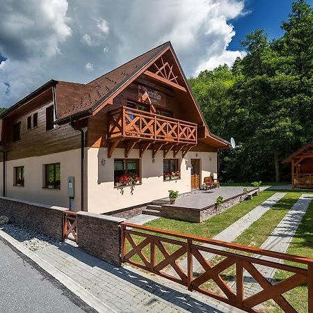 Penzion Hastrman Banská Bystrica Exteriör bild