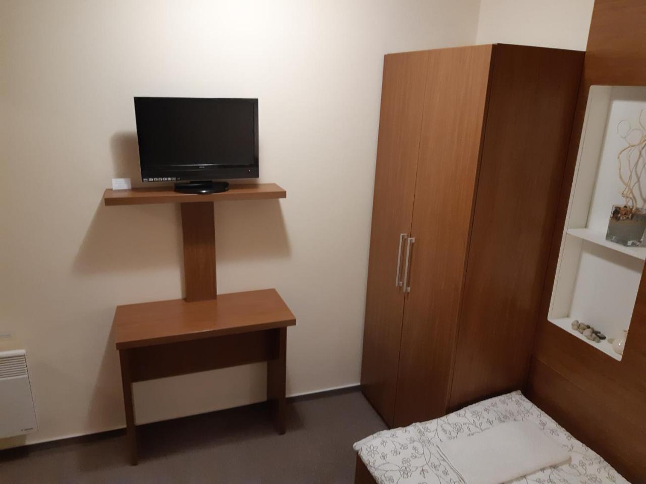 Penzion Hastrman Banská Bystrica Exteriör bild